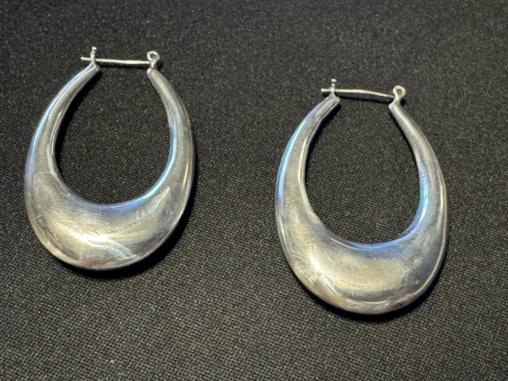 Vintage Sterling Oval Hoops Wire Latch Closure Tested Sterling 1.75in 10g